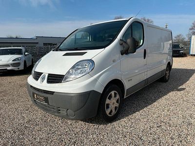 Gebraucht Renault Trafic 114 PS (83 kW) 2012 Weiß Van / Kleinbus