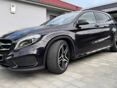 Gebraucht Mercedes GLA220 Sport 170 PS (125 kW) 2015 Violet SUV