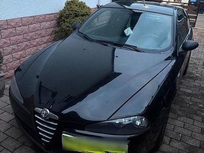 Gebraucht Alfa Romeo 147 120 PS (88 kW) 2003 Schwarz Kleinwagen