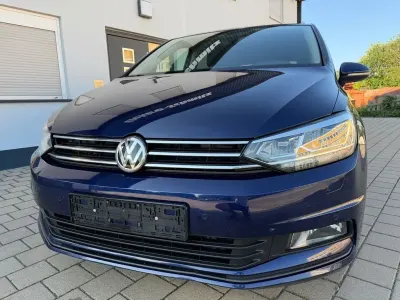Gebraucht VW Touran Comfortline 116 PS (85 kW) 2016 Blau Van / Kleinbus