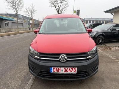 Rot Gebraucht 2019 VW Caddy Comfortline Van / Kleinbus | 11.980 € (Fairer Preis)