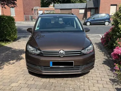 Gebraucht VW Touran 110 PS (80 kW) 2015 Braun Van / Kleinbus