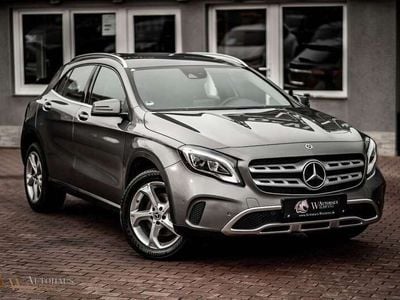 Mercedes GLA220