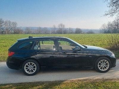 Gebraucht BMW 318 143 PS (105 kW) 2014 Schwarz Kombi