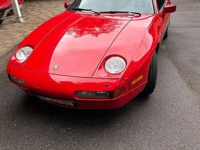 Second-hand Porsche 928 1988 Roșu Coupe