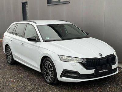 Weiß Gebraucht 2022 Skoda Octavia Sport Limousine | 17.450 € (Etwas zu teuer)