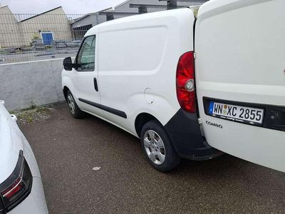 Gebraucht Opel Combo 105 PS (77 kW) 2016 Weiß Van