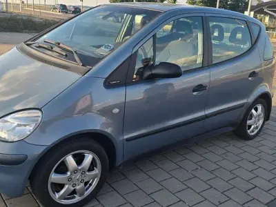 Gebraucht Mercedes A160 Classic 102 PS (75 kW) 2002 Blau Kleinwagen