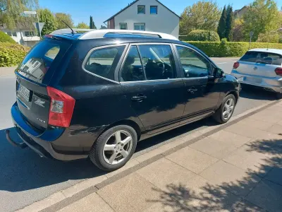 Brugt Kia Carens 128 HK (94 kW) 2012 Sort MPV