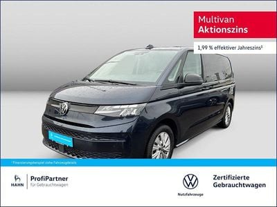 Gebraucht VW Multivan Basis 150 PS (110 kW) 2024 Blau Van