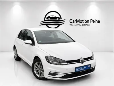 Gebraucht VW Golf VII Comfortline 116 PS (85 kW) 2019 Weiß Limousine