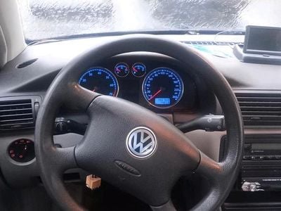 Gebraucht VW Passat 120 PS (88 kW) 2005 Silber Limousine