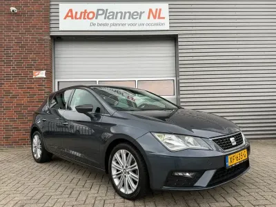 Gebraucht Seat Leon Business 116 PS (85 kW) 2019 Grau Limousine