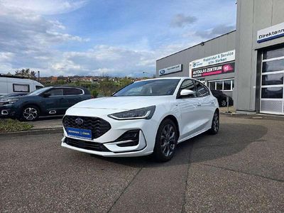 Second-hand Ford Focus ST-Line 125 CP (91 kW) 2023 Alb Berlinǎ