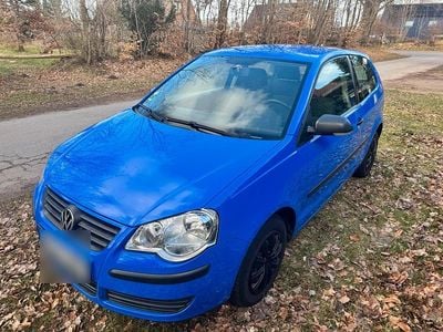 Begagnad VW Polo 60 HK (44 kW) 2009 Blå Halvkombi