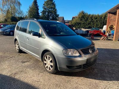 Gebraucht VW Touran 140 PS (102 kW) 2006 Grau Van / Kleinbus