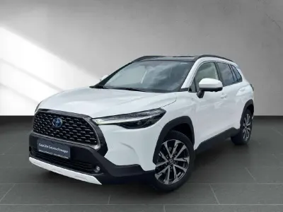 Gebraucht Toyota Corolla Cross Lounge 197 PS (144 kW) 2023 Schneeweiß SUV