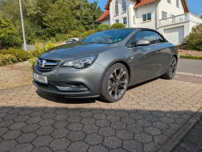 Gebraucht Opel Cascada 140 PS (102 kW) 2017 Grau Cabrio