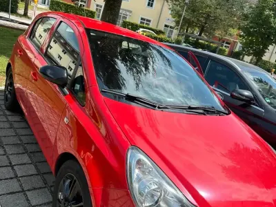 Gebraucht Opel Corsa 90 PS (66 kW) 2009 Rot Kleinwagen