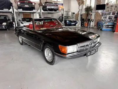 Gebraucht Mercedes SL350 200 PS (147 kW) 1973 Schwarz Cabrio