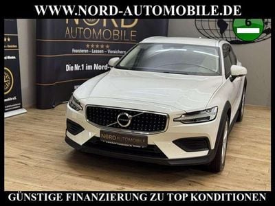 Gebraucht Volvo V60 CC 197 PS (144 kW) 2022 Weiß Kombi