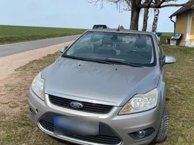 Gebraucht Ford Focus Cabriolet 101 PS (74 kW) 2008 Silber Cabrio