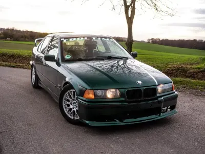Gebraucht BMW 320 M Sport 150 PS (110 kW) 1995 Grün Limousine