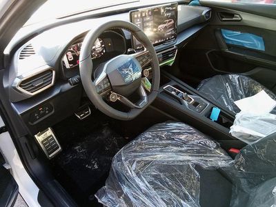 Nevada weiß metallic Gebraucht 2024 Cupra Formentor VZ SUV | 39.390 € (Superpreis)