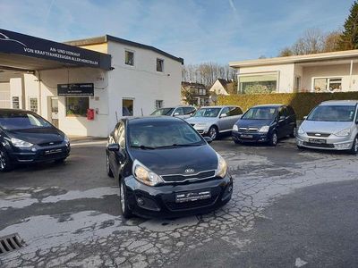 Gebraucht Kia Rio 75 PS (55 kW) 2014 Schwarz Limousine