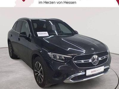 Gebraucht Mercedes GLC220 Advanced 197 PS (144 kW) 2023 Graphitgrau metallic SUV