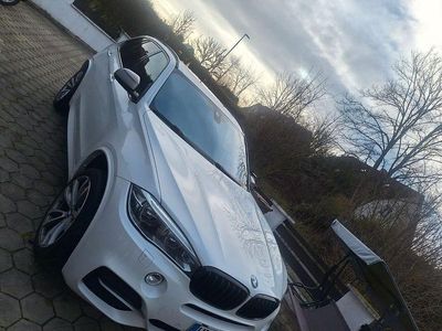 BMW X5 M50