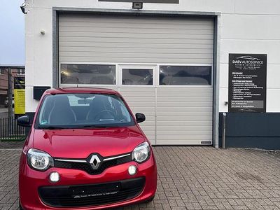 Second-hand Renault Twingo LIMITED 69 CP (50 kW) 2018 Roșu Hatchback
