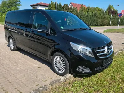 Gebraucht Mercedes V220 163 PS (119 kW) 2016 Schwarz Van / Kleinbus