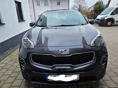 Grau Gebraucht 2018 Kia Sportage Attract SUV | 15.000 € (Fairer Preis)