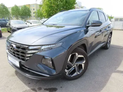 Gebraucht Hyundai Tucson 136 PS (100 kW) 2023 Dark knight / mic SUV