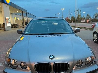 Silber Gebraucht 2003 BMW 316 Limousine | 2.200 € (Etwas zu teuer)