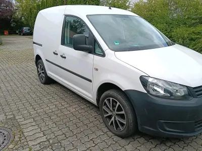 Gebraucht VW Caddy 75 PS (55 kW) 2013 Weiß Van / Kleinbus