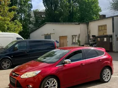 Gebraucht Ford Focus Sport 140 PS (102 kW) 2012 Kombi