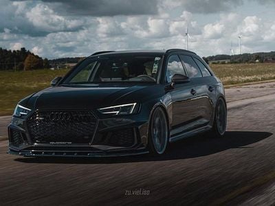 Second-hand Audi RS4 450 CP (330 kW) 2018 Negru Break