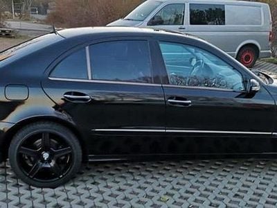 Mercedes E500