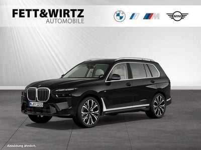 Gebraucht BMW X7 M Sport 352 PS (258 kW) 2025 Saphirschwarz metallic SUV