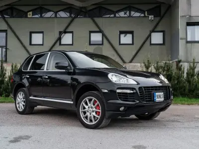 Gebraucht Porsche Cayenne Turbo 500 PS (367 kW) 2010 Schwarz SUV