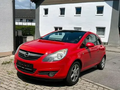 Gebraucht Opel Corsa 80 PS (58 kW) 2009 Rot Kleinwagen