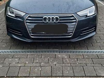 Grau Gebraucht 2017 Audi A4 Sport Kombi | 18.500 € (Fairer Preis)