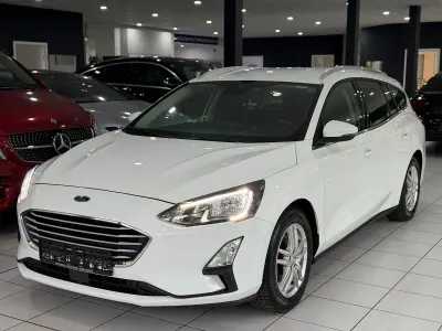 Gebraucht Ford Focus Cool & Connect 120 PS (88 kW) 2019 Weiß Kombi