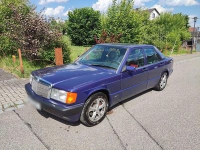 Blau Gebraucht 1993 Mercedes 190 Avantgarde Limousine | 12.700 €