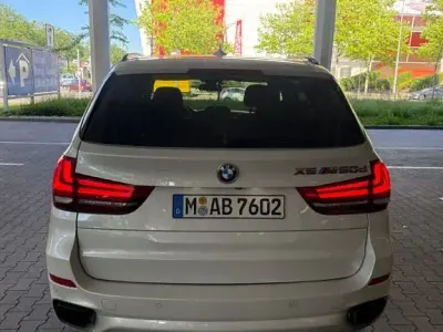 Gebraucht BMW X5 M50 Sport Line 381 PS (280 kW) 2014 Weiß SUV