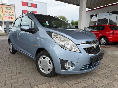 Gebraucht Chevrolet Spark LS 82 PS (60 kW) 2010 Eisblau/misty lake met Kleinwagen