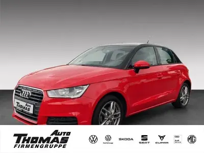 Gebraucht Audi A1 Sportback Basis 95 PS (69 kW) 2018 Rot Kleinwagen