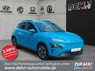 Gebraucht Hyundai Kona Select 150 kW (204 PS) 2021 Blau SUV